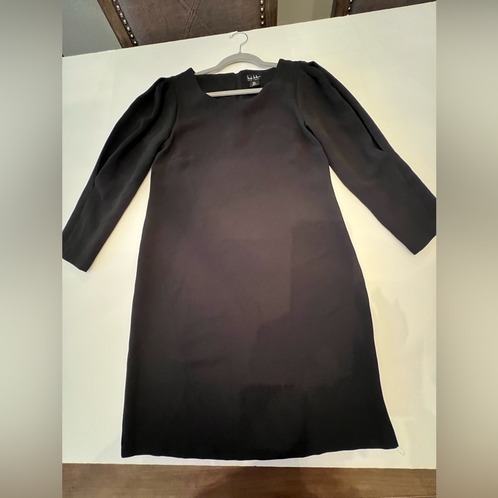NICOLE MILLER LONG SLEEVE BLACK DRESS. SIZE 0.  UNIQUE OPEN PLEAT SLEEVES - Picture 4 of 9